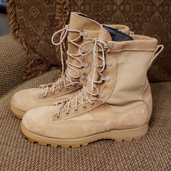 Belleville Other - Belleville lace up tan army boot, sz 9.5W